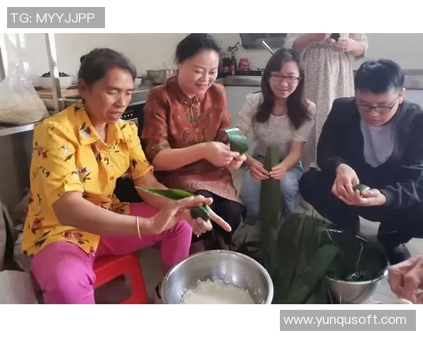 足球明星们欢聚一堂品尝粽子精彩瞬间视频合集